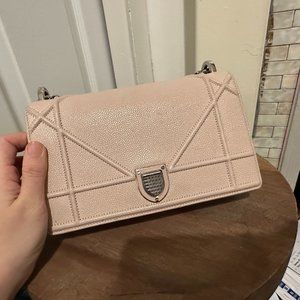 Dior Diorama Medium pink